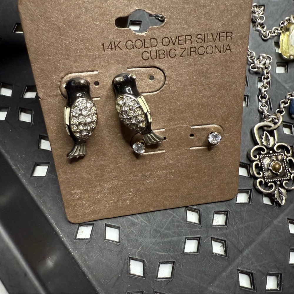 Lucky Brand Bird Charm Necklace + 14K Gold Over Silver CZ Bird Earrings Set - Picture 6 of 10
